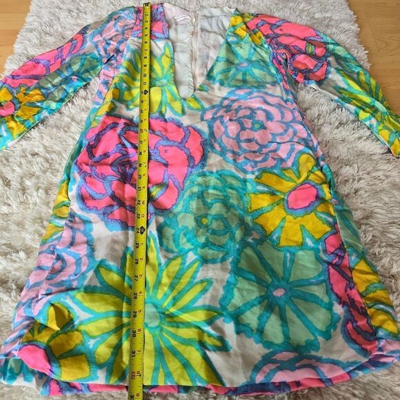 BH WRAGGE Vibrant Floral Long Sleeve Dress  Deep V Neck Size Medium Retro - Picture 8 of 15
